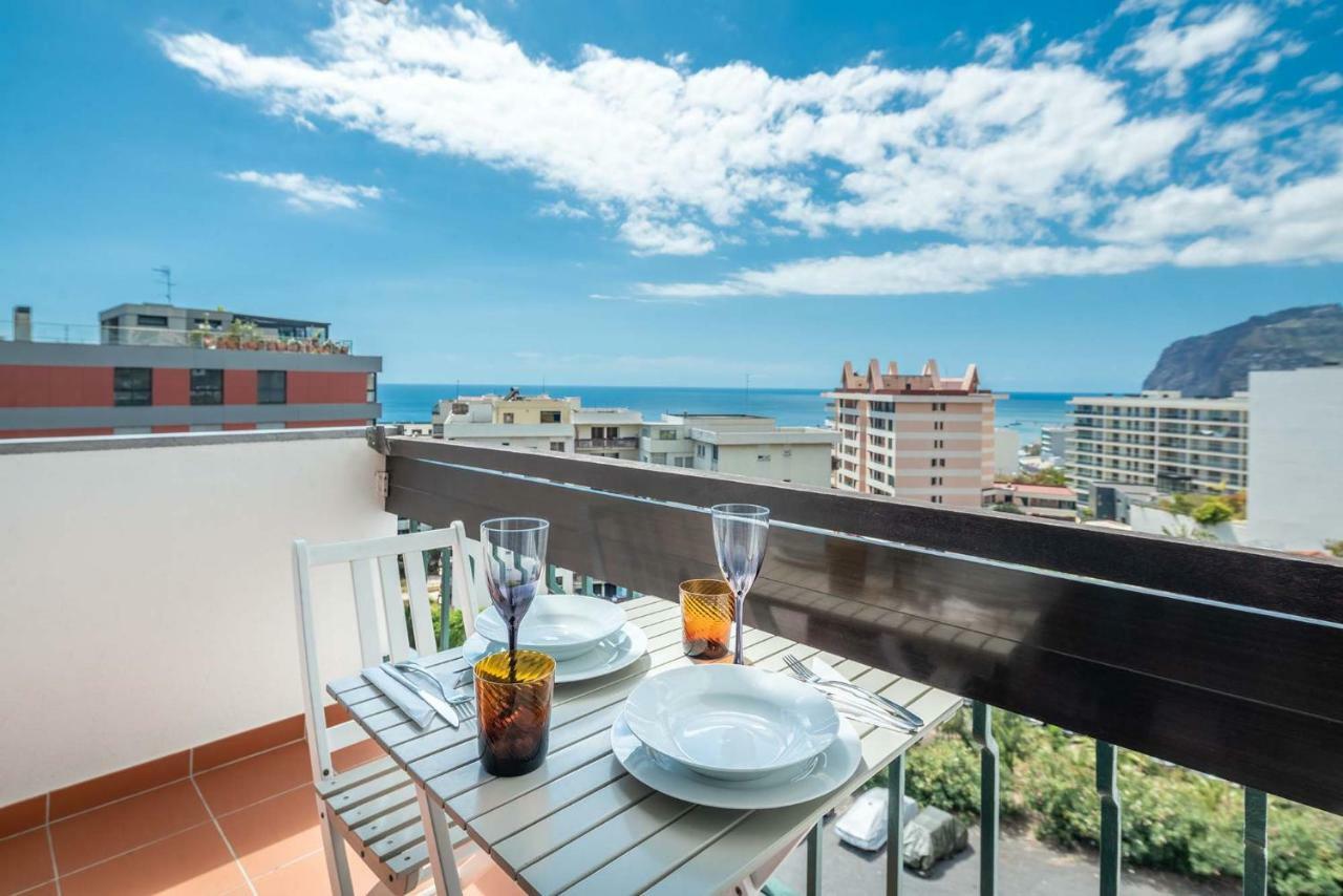 America Apartment By Holiday Rental Madeira 푼샬 외부 사진